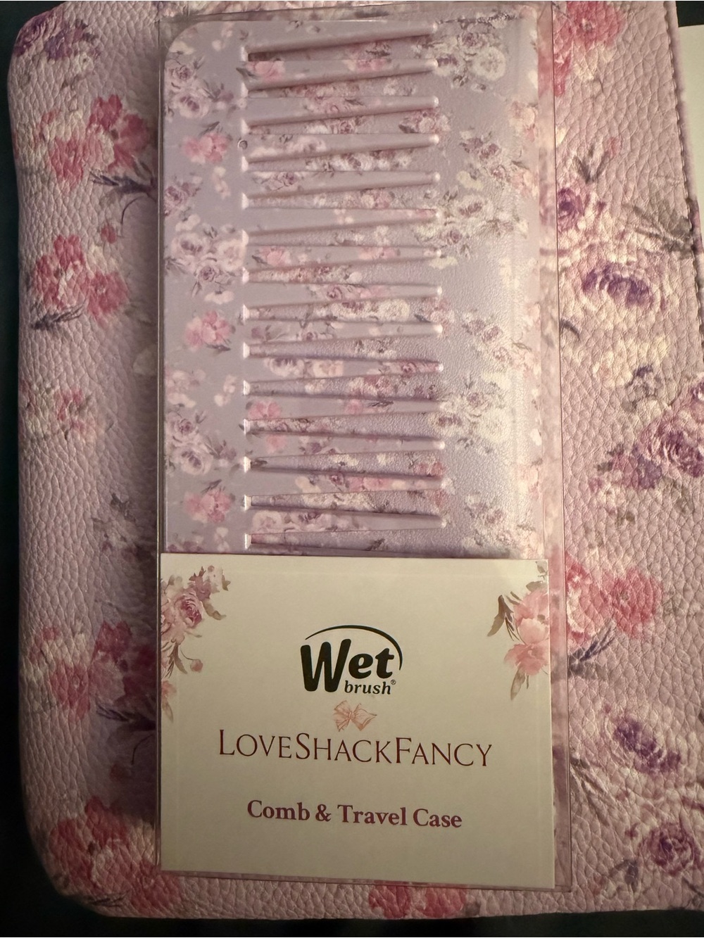 Wet Brush LoveShackFancy Floral Comb & Travel Case - Lavender Happy Thoughts